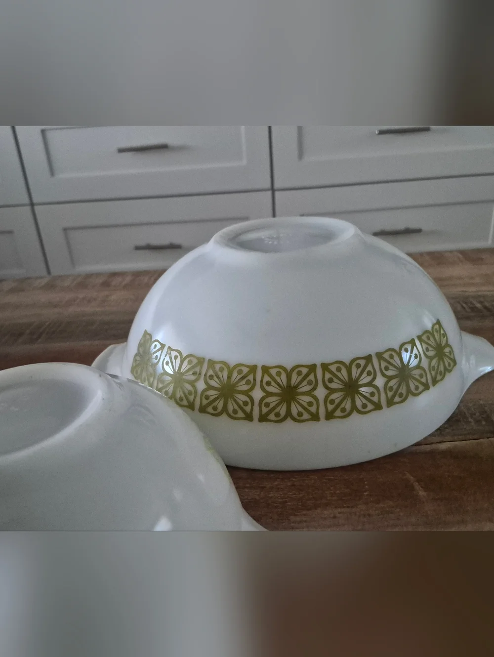 Vintage Pyrex Butterfly Gold / Verde 3-Piece Set - Cinderella Bowls 441 & 444